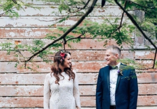 Vanessa + Rodney
In rustic Bohemia : Newrybar
Photography @figtreepictures
Gown @grace_loves_lace
Venue | Catering @harvestnewrybar | @harvestcelebrations